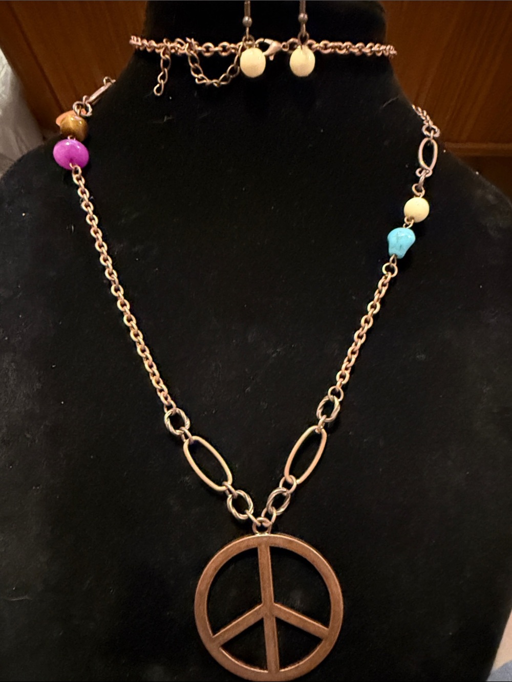 New Women’s 21” Copper-Tone Peace Sign Necklace with Multicolor Beads & earrings